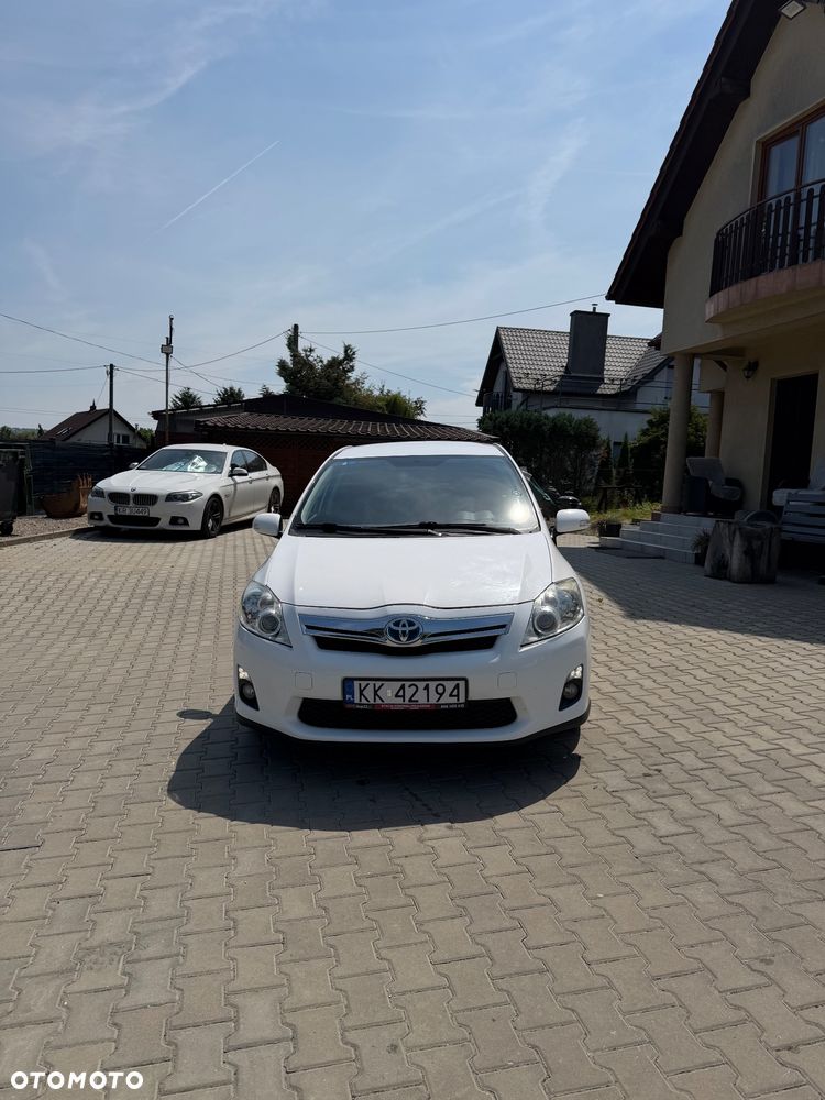Toyota Auris 1.8 HSD Luna - 1