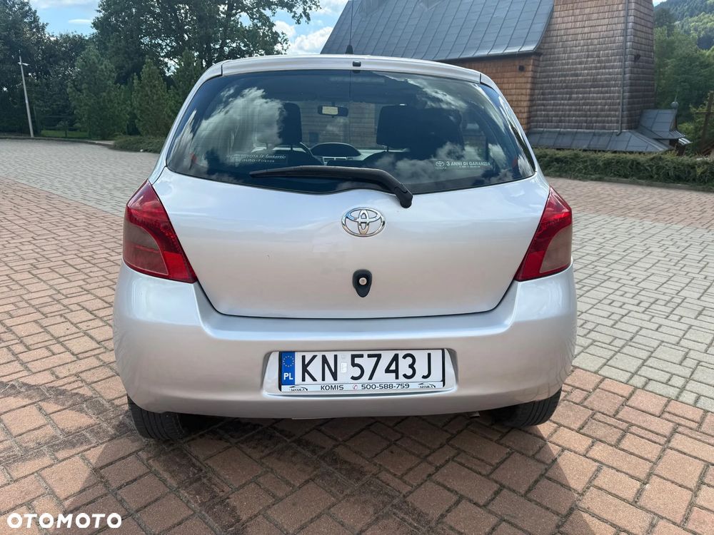Toyota Yaris 1.0 Active - 6