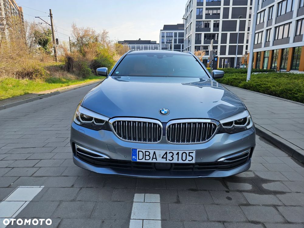 BMW Seria 5 520d xDrive Luxury Line - 1