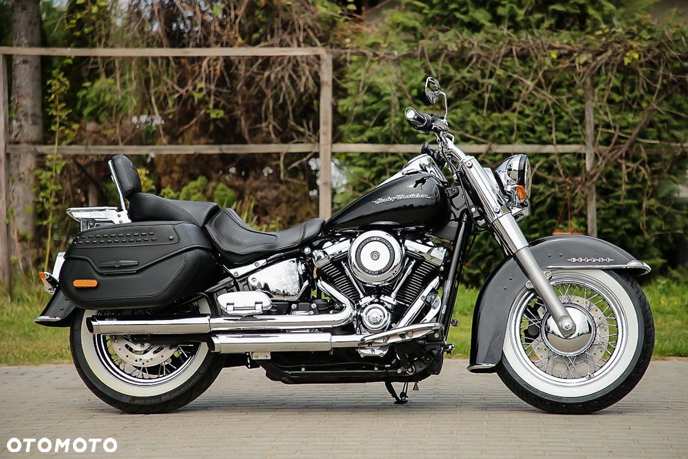 Harley-Davidson Softail Deluxe - 3