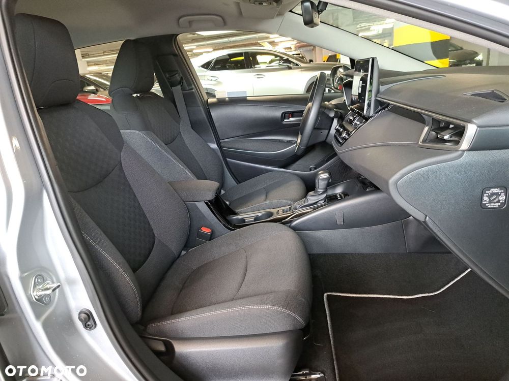 Toyota Corolla 1.8 Hybrid Comfort - 16