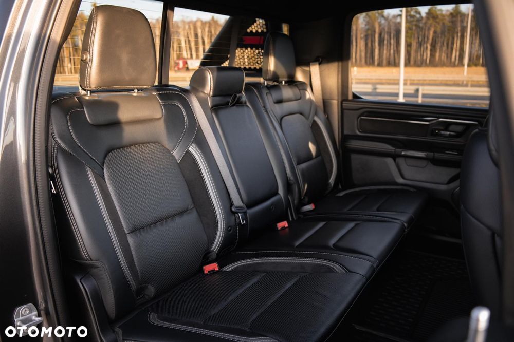 RAM 1500 Crew Cab Sport - 15