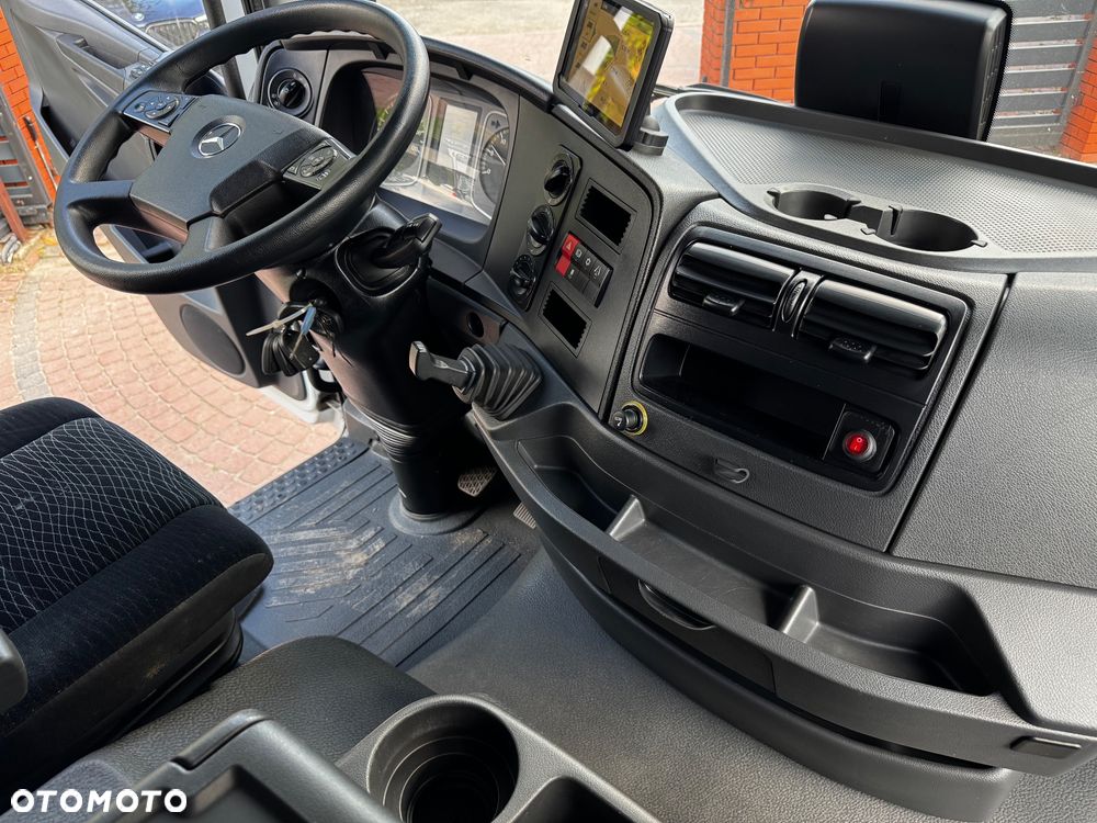Mercedes-Benz ATEGO 818 WYWROTKA 3 Stronna - 25