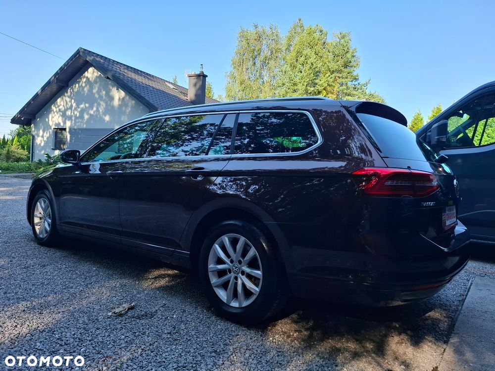 Volkswagen Passat 2.0 TDI SCR DSG Conceptline - 9