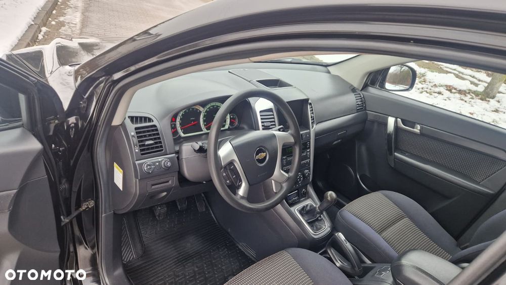 Chevrolet Captiva 2.4 2WD 7 Sitzer LS - 18