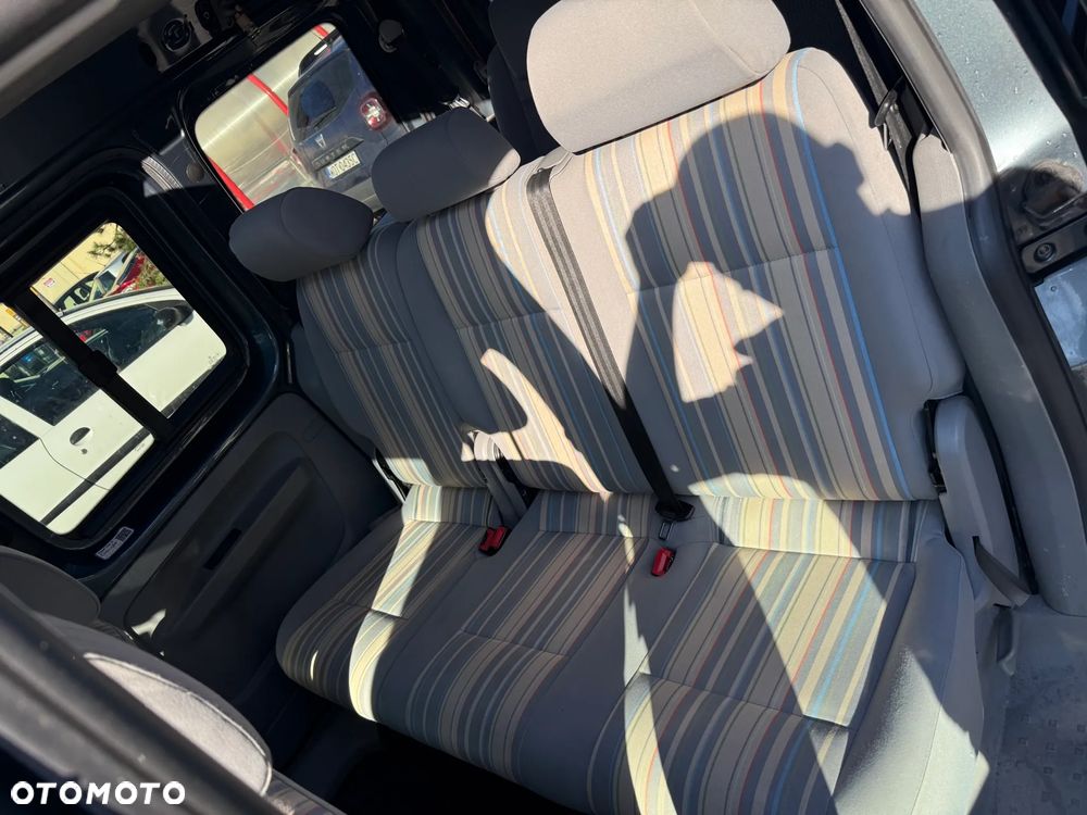 Volkswagen Caddy Life - 19