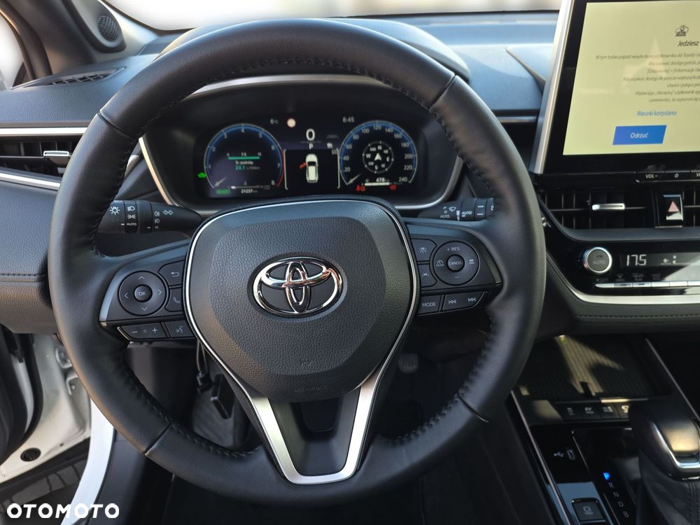 Toyota Corolla Cross - 16