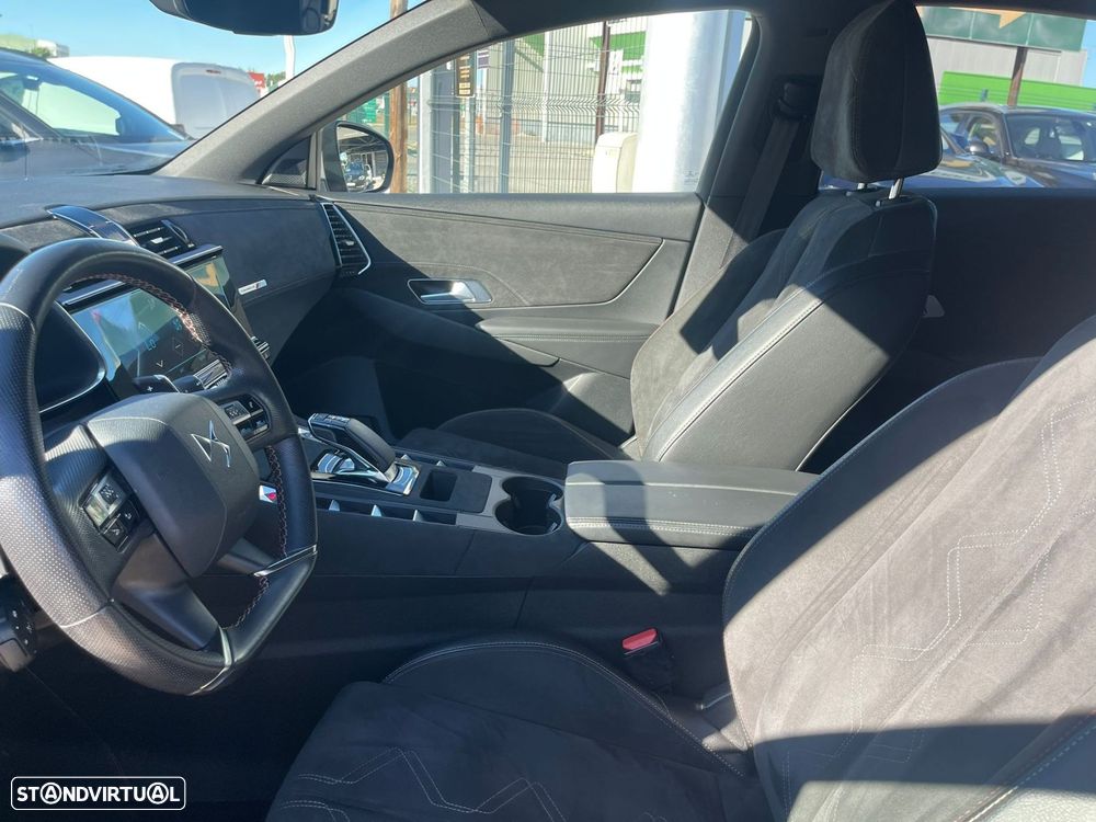 DS DS7 Crossback - 14