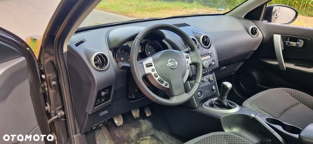 Nissan Qashqai 1.6 visia - 21