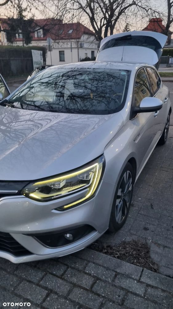 Renault Megane 1.5 Blue dCi Equilibre EDC - 2