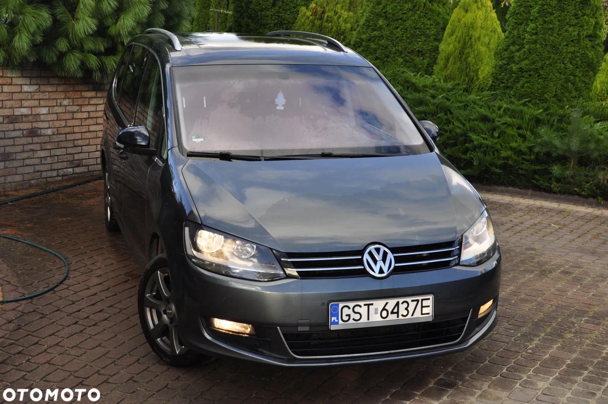 Volkswagen Sharan 2.0 TDI Highline DSG - 1