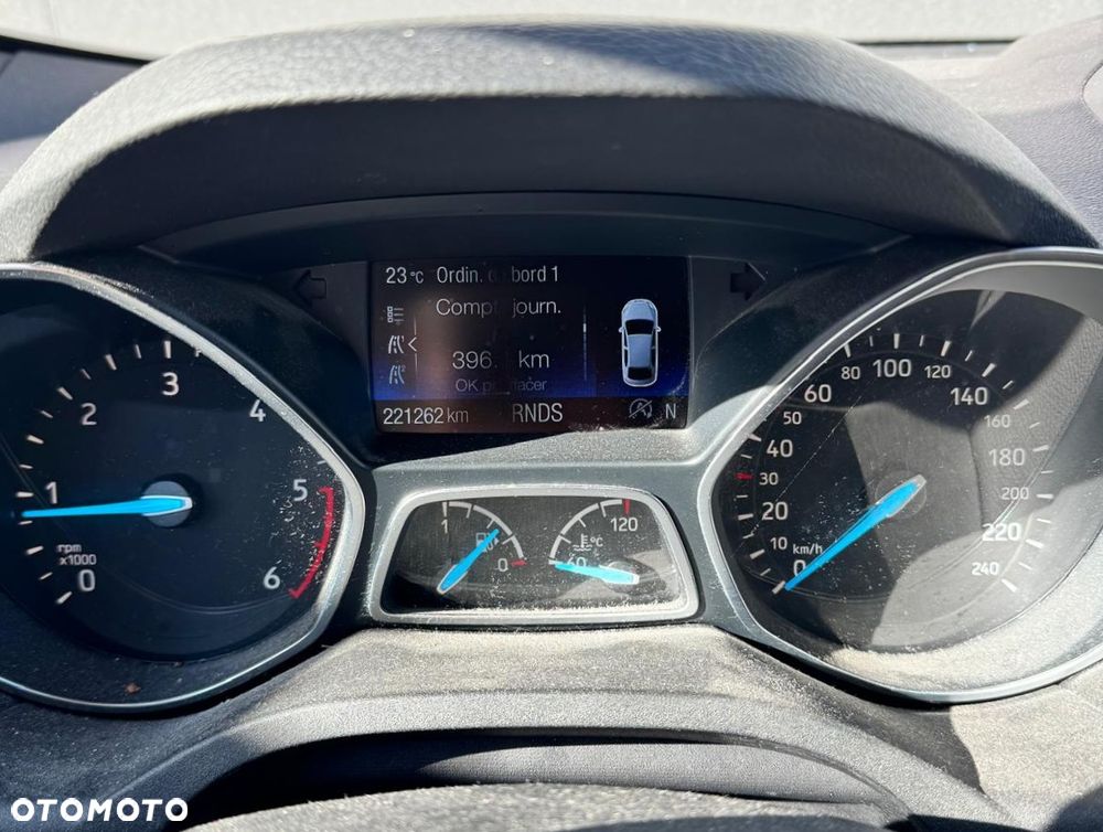 Ford Kuga 2.0 TDCi 4x4 ST-Line - 9