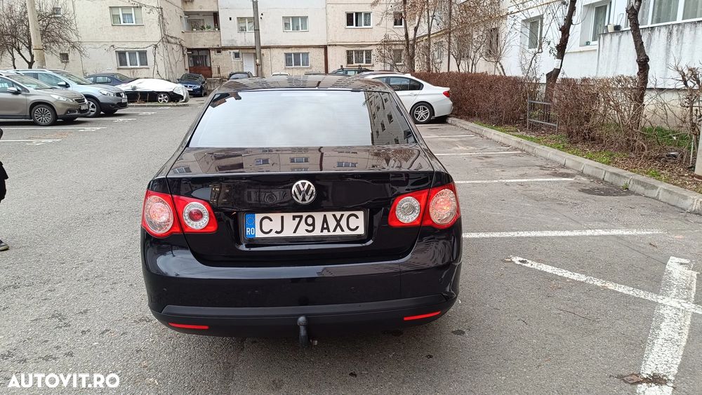Volkswagen Jetta 1.9 TDI Trendline DPF - 1