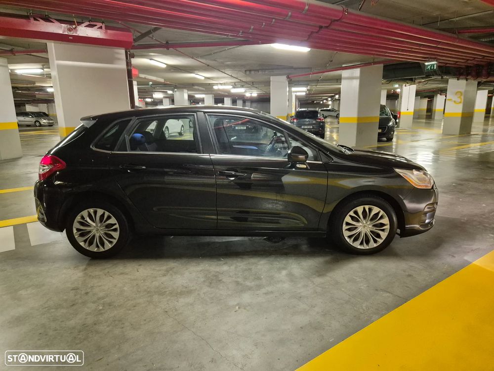 Citroën C4 e-HDi 115 ETG6 Selection - 8