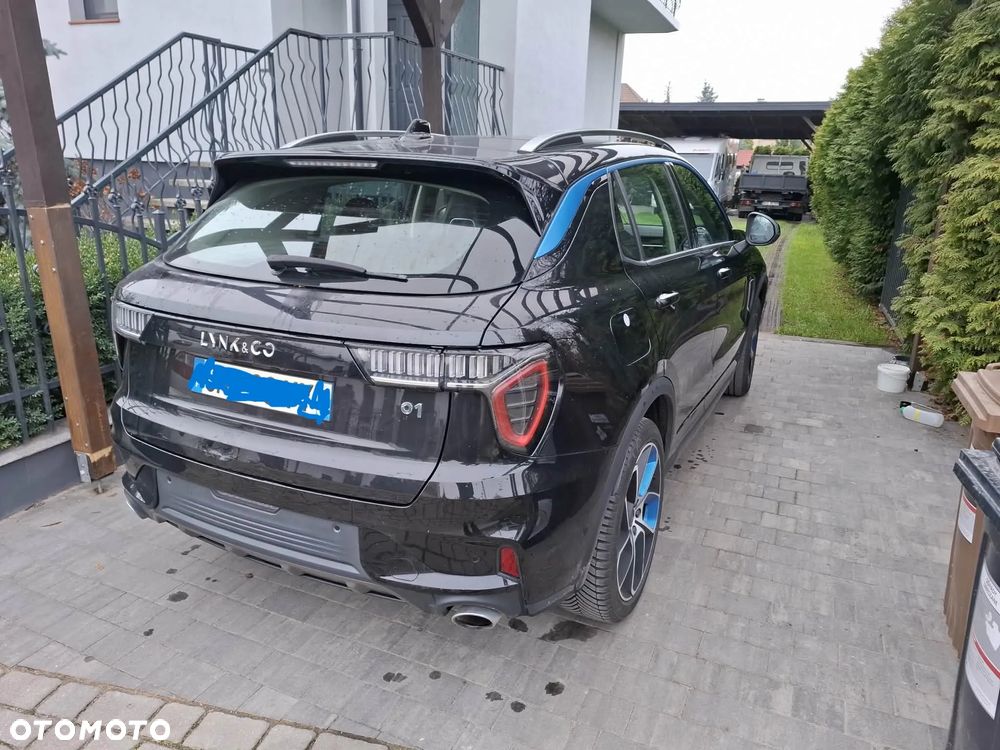 Lynk & Co 01 - 6