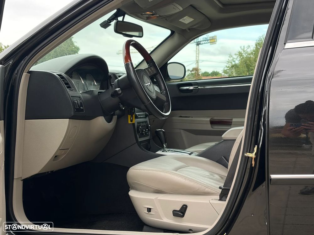 Chrysler 300 C 3.0 CRD - 26