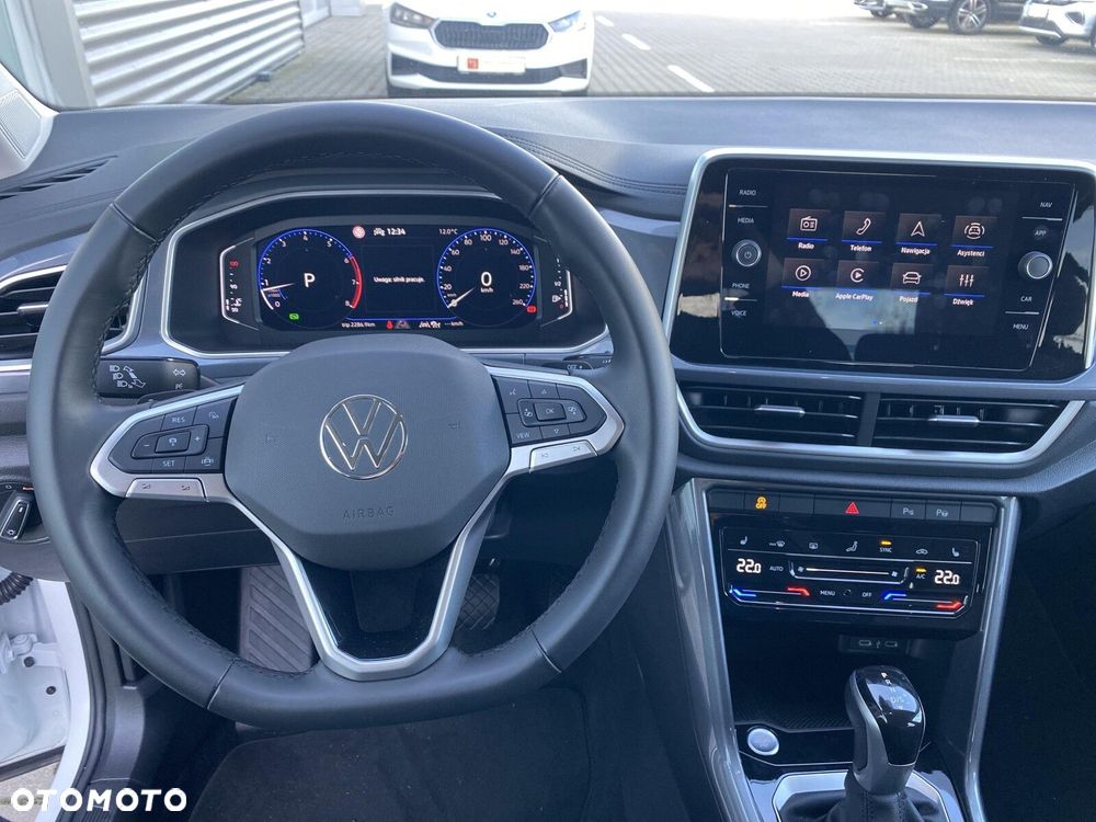 Volkswagen T-Roc - 13