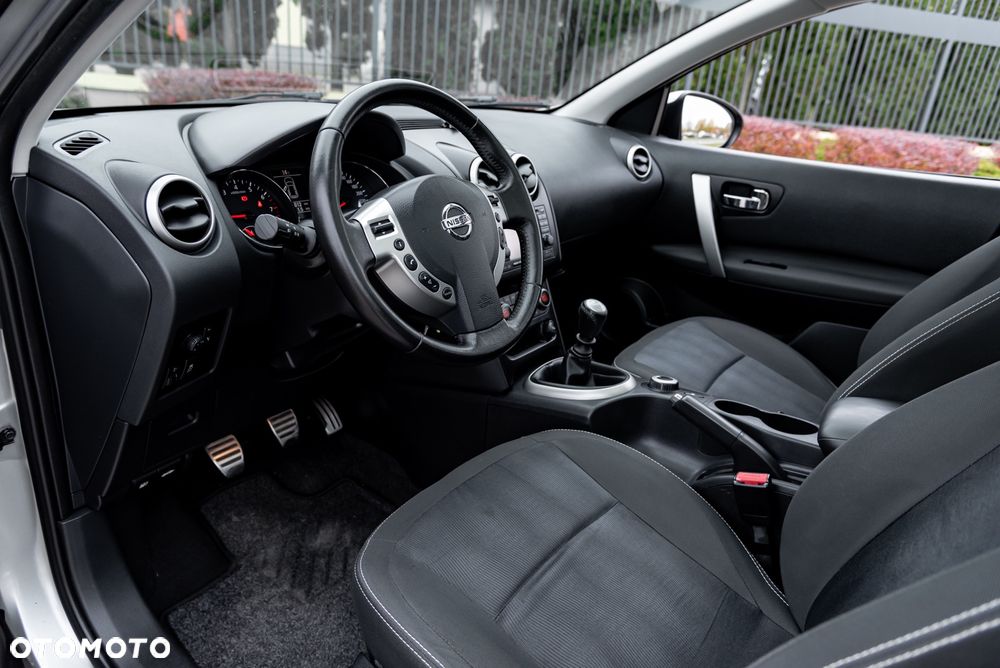 Nissan Qashqai 2.0 4x4 Tekna - 17
