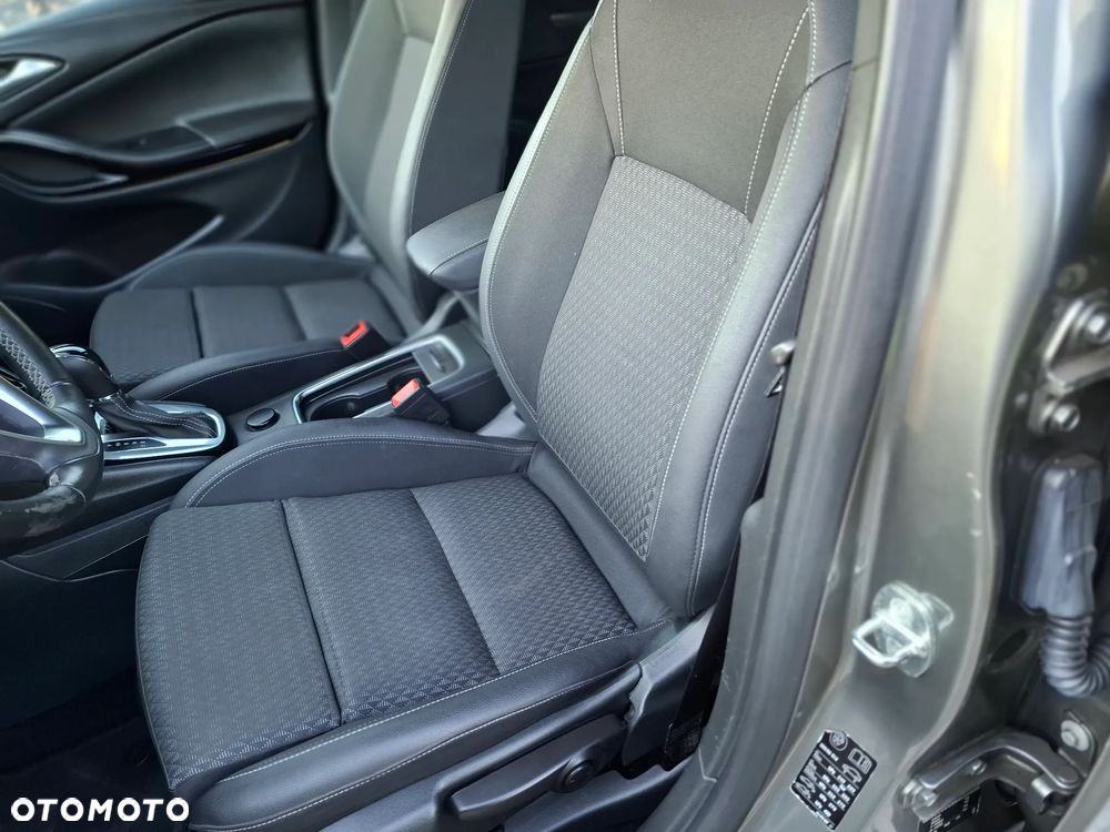 Opel Astra 1.6 D Automatik Start/Stop Business - 8