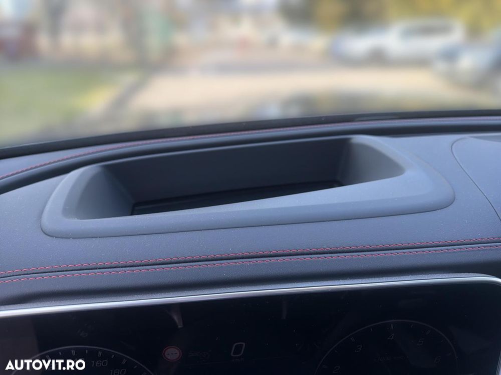 Mercedes-Benz GLC - 34