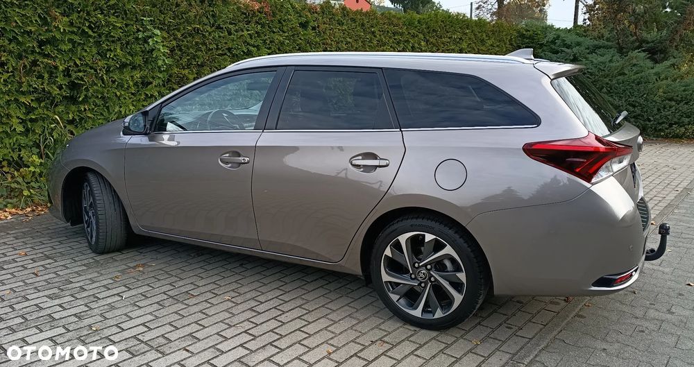 Toyota Auris - 19