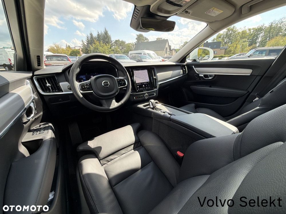 Volvo V90 Cross Country - 14