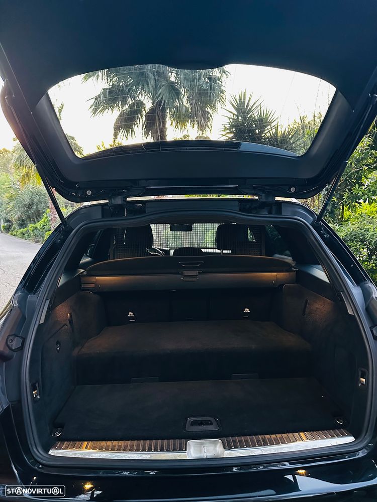 Mercedes-Benz C 300 e T 9G-TRONIC Night Edition - 21