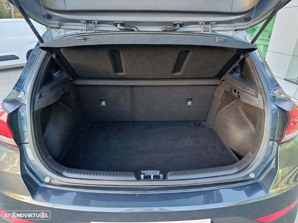 Hyundai i30 1.6 CRDI STyle Plus - 31