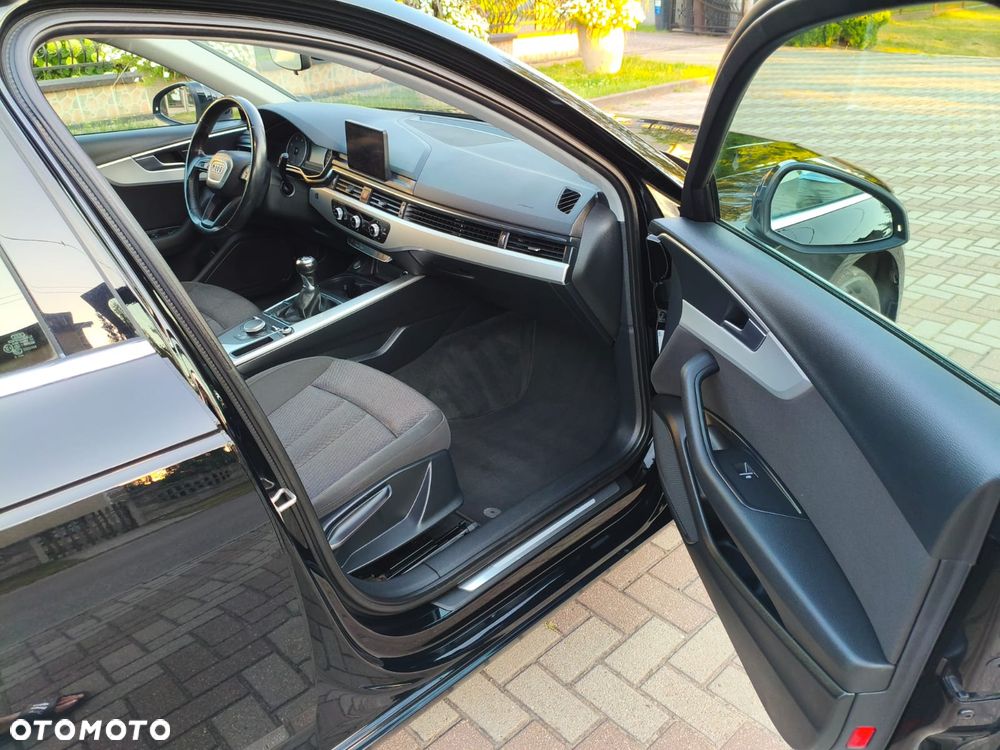 Audi A4 Avant 2.0 TDI - 23