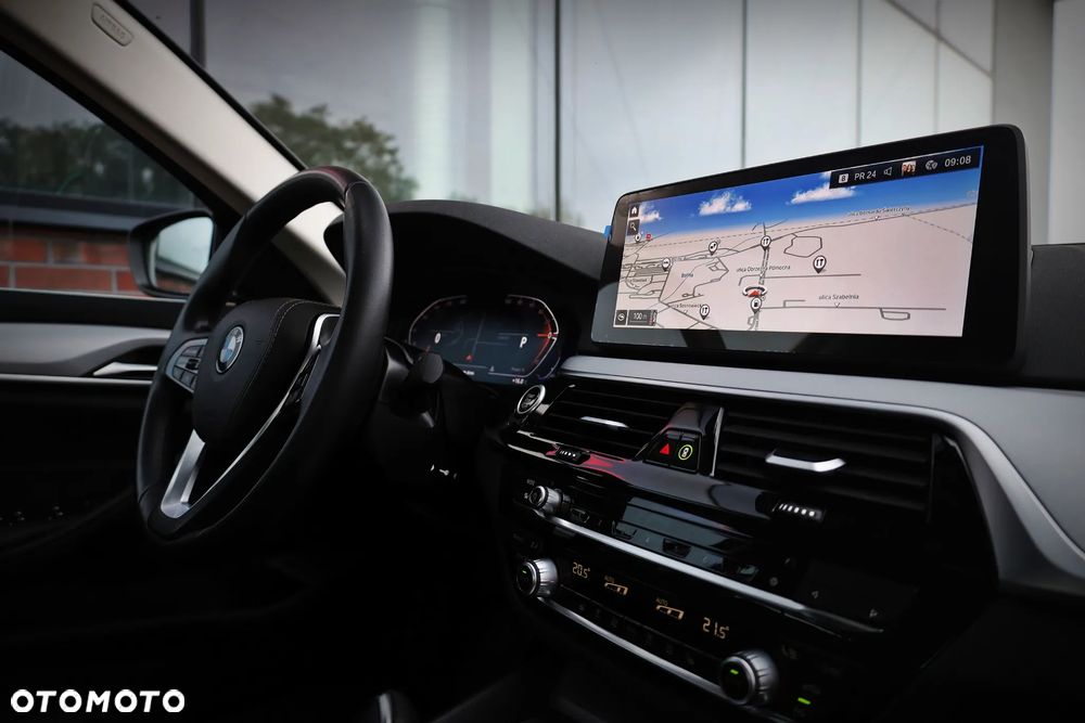 BMW Seria 5 - 21