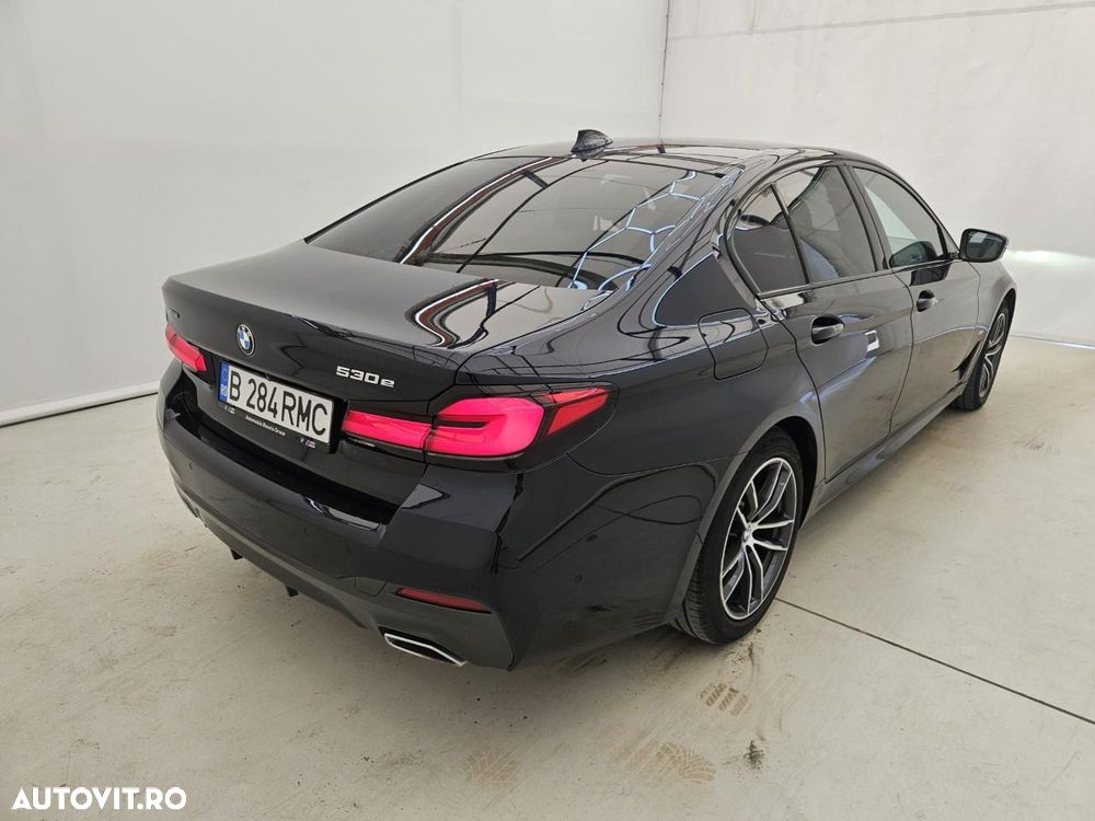 BMW Seria 5 530e xDrive Aut. M Sport Edition - 2
