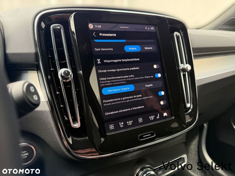 Volvo XC 40 - 26