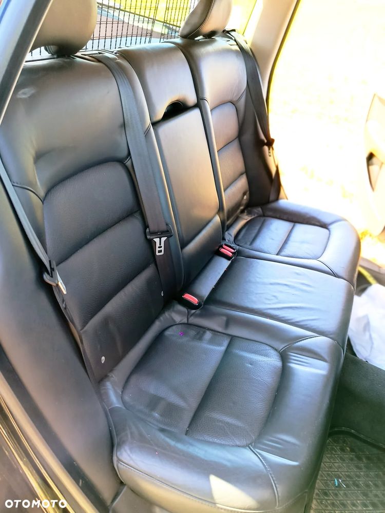 Volvo V70 2.5T Momentum - 31