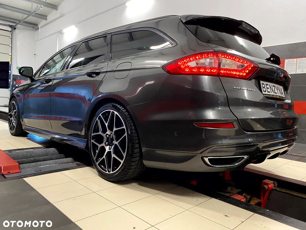 Ford Mondeo 2.0 EcoBoost ST-Line - 14