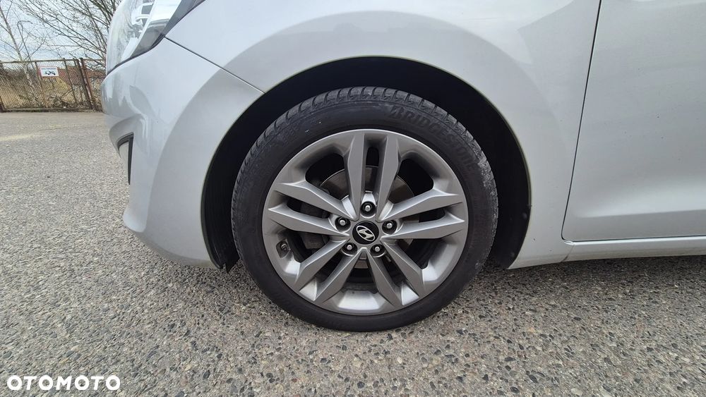 Hyundai i30 1.6 CRDI DCT Premium - 15