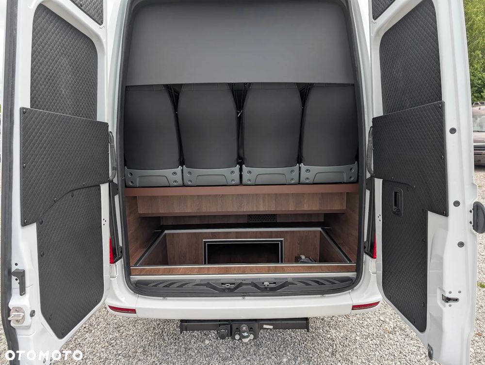 Mercedes-Benz Sprinter 517 - 6