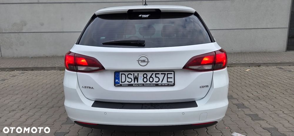 Opel Astra 1.6 CDTI Essentia - 8