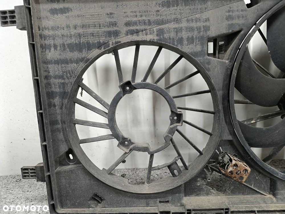 WENTYLATOR CHŁODNICY RENAULT MASTER III 214818787R 2.3 DCI - 2