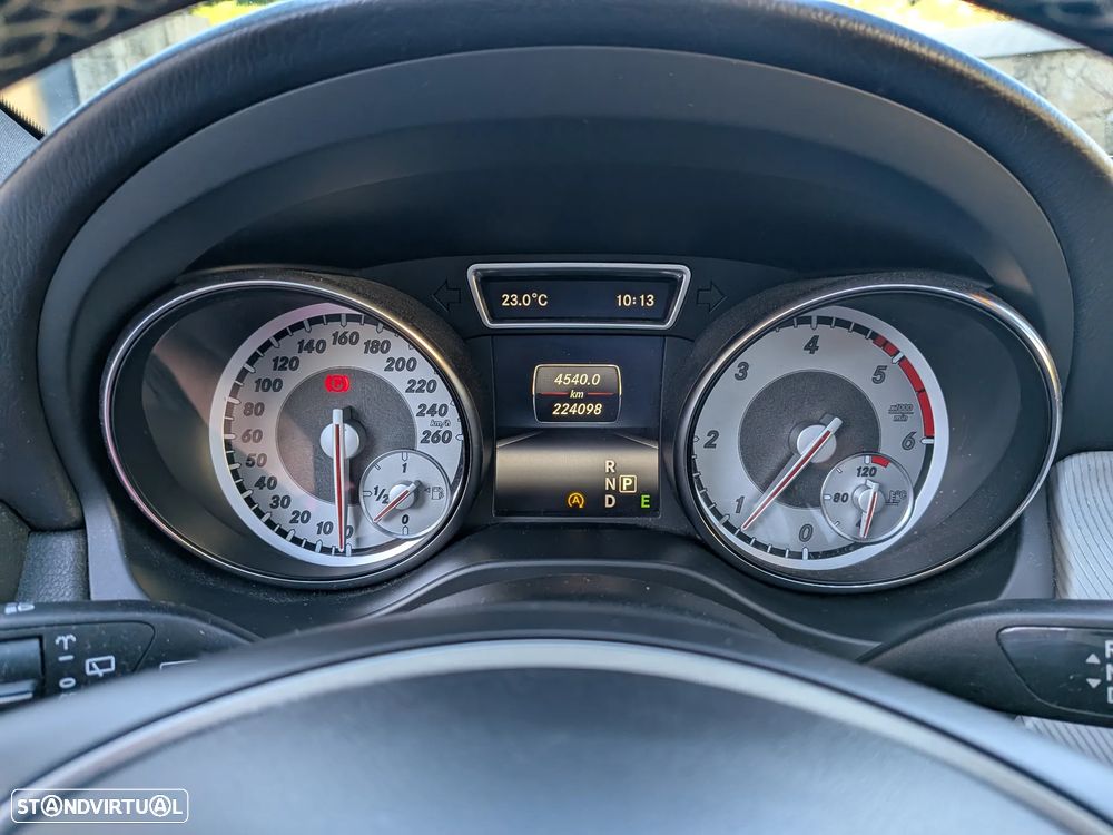 Mercedes-Benz CLA 220 d 7G-DCT Peak Edition - 10