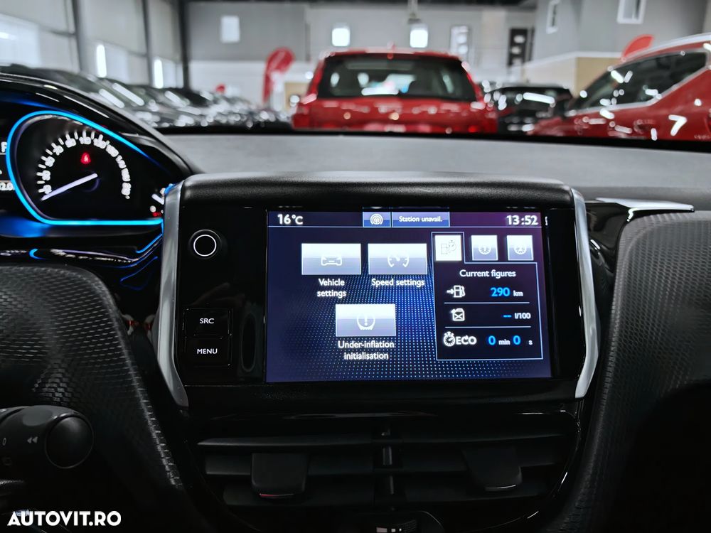 Peugeot 2008 PureTech 110 GPF Stop&Start EAT6 Allure - 19