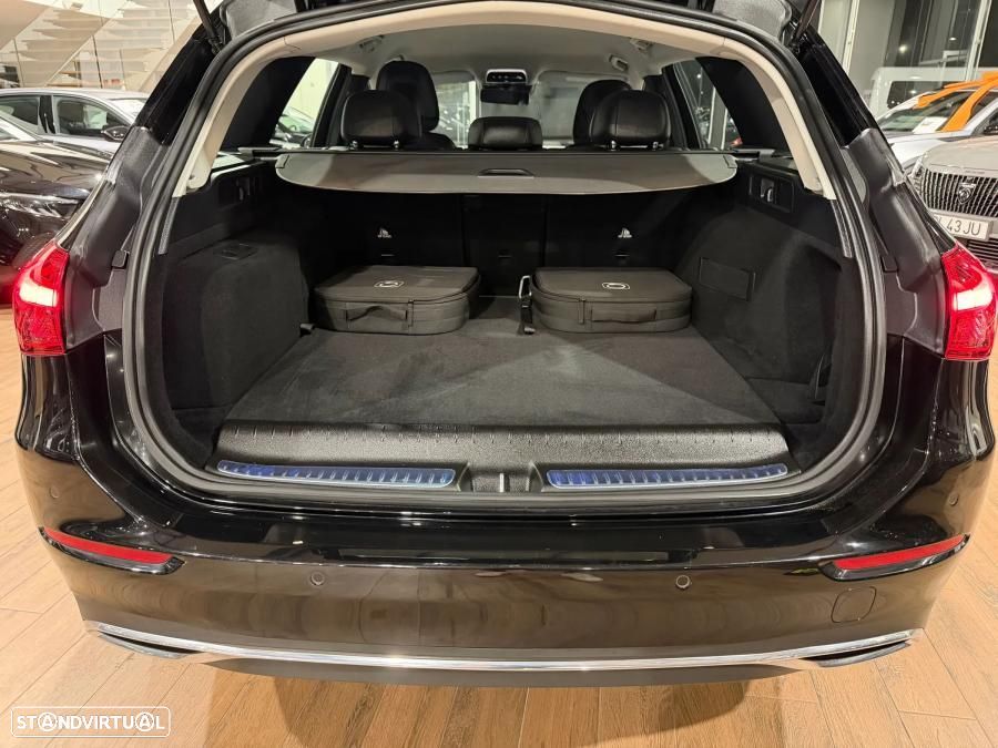 Mercedes-Benz C 300 e Avantgarde - 30