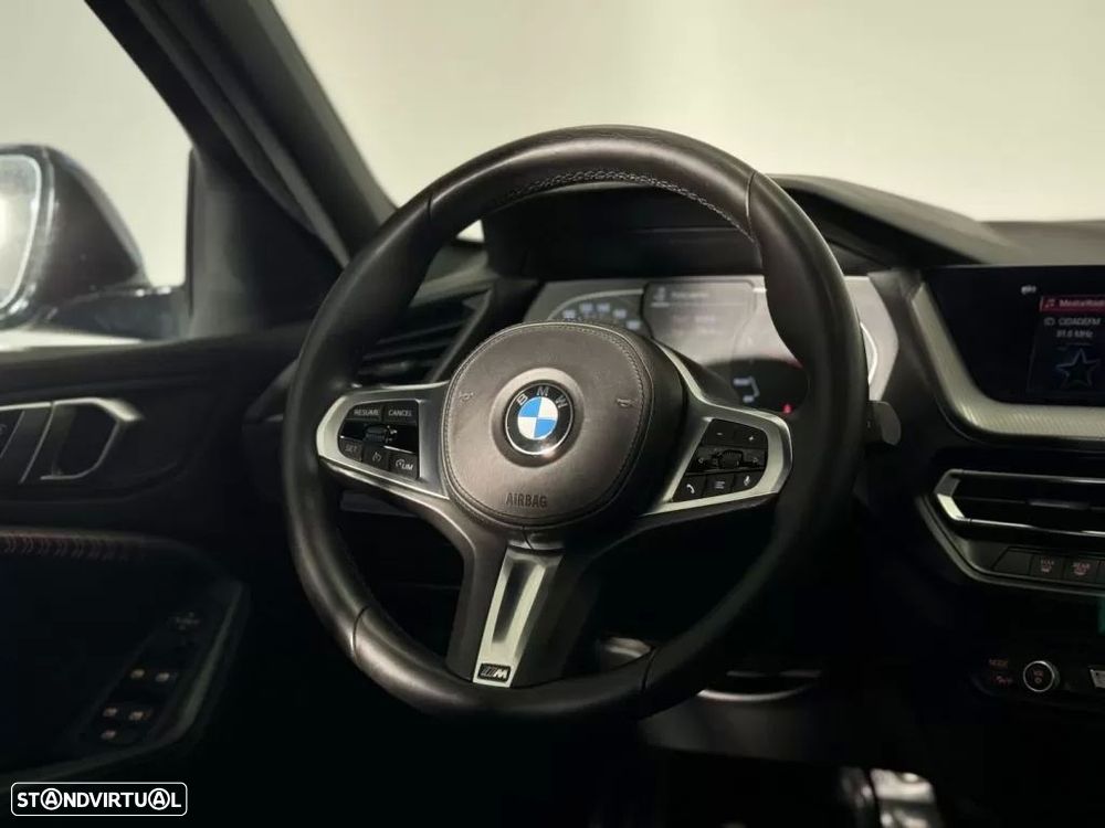 BMW 116 d Pack M - 3