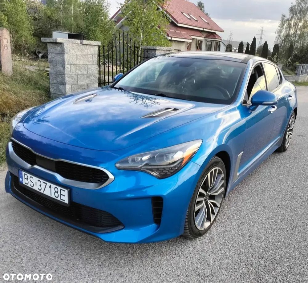 Kia Stinger - 3