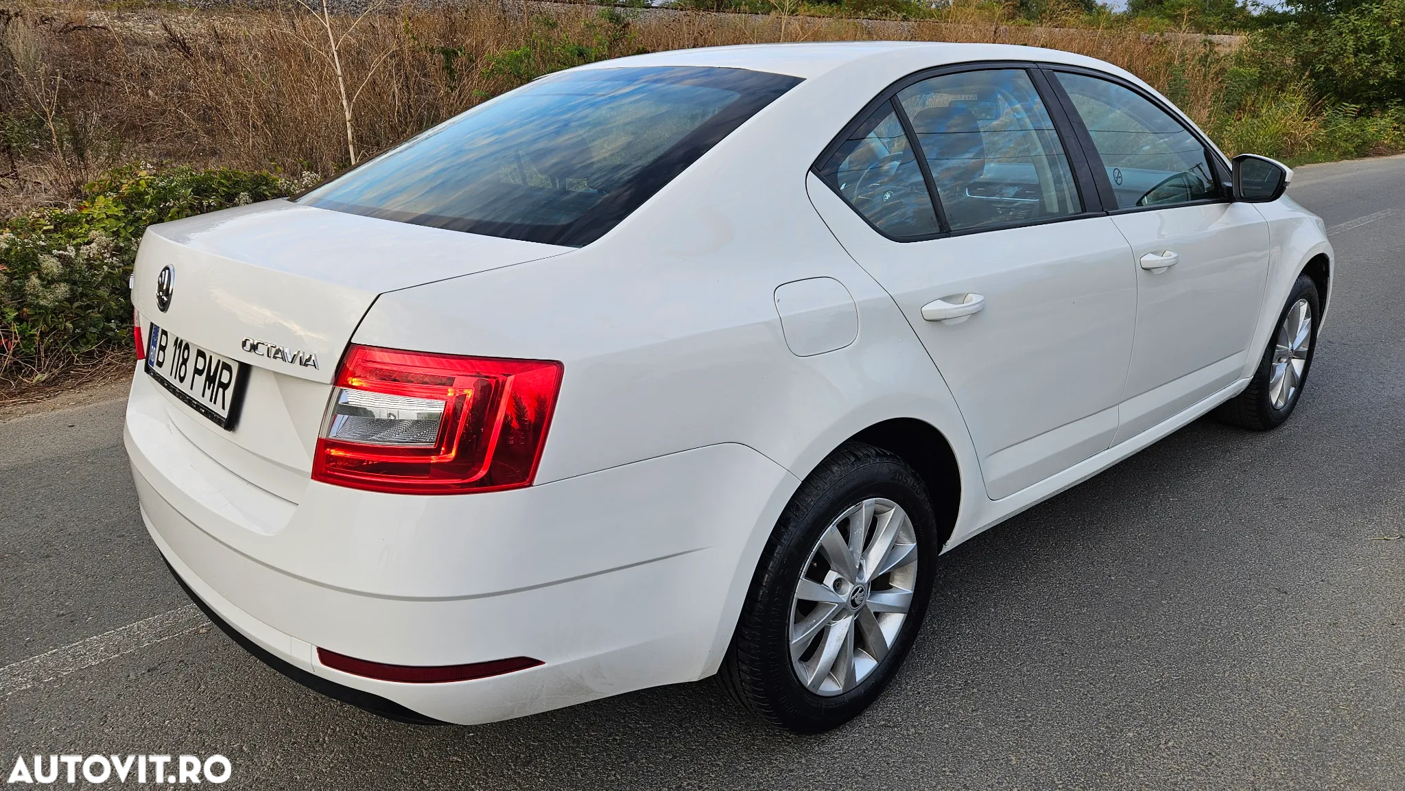 Skoda Octavia 1.0 TSI Ambition - 4