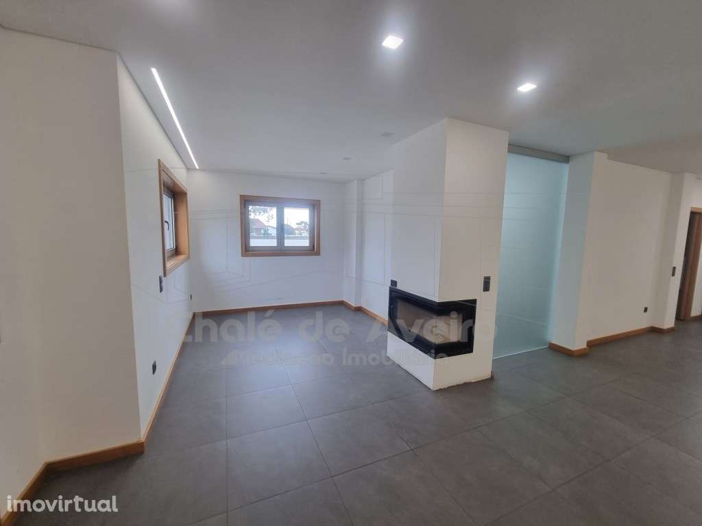 Moradia T4 em Albergaria a Velha - Grande imagem: 4/38
