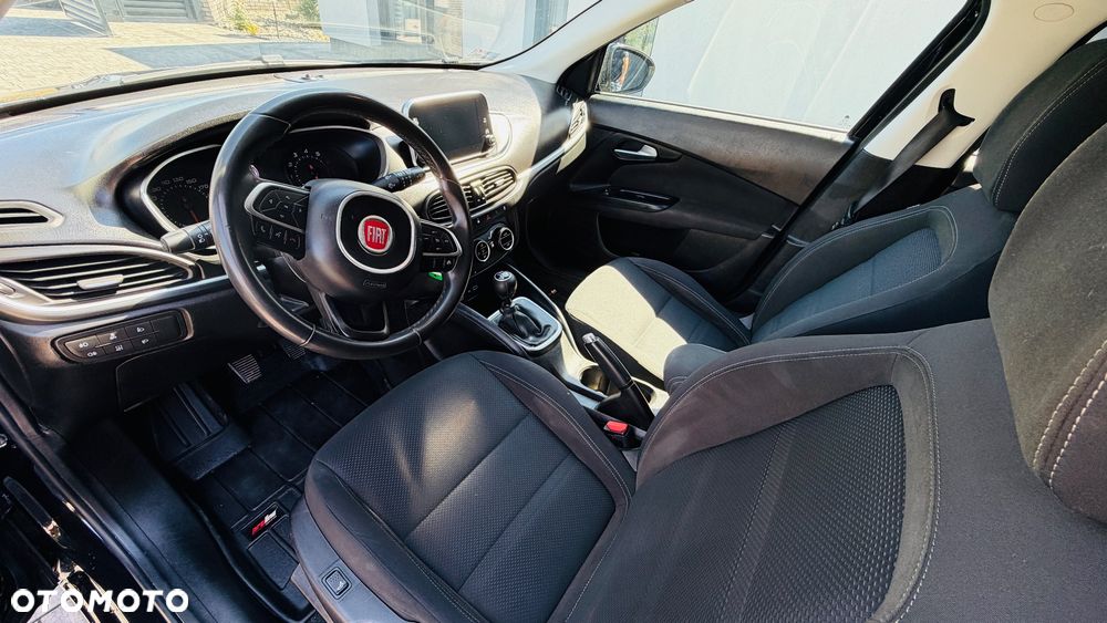 Fiat Tipo 1.4 16v Lounge EU6d - 9