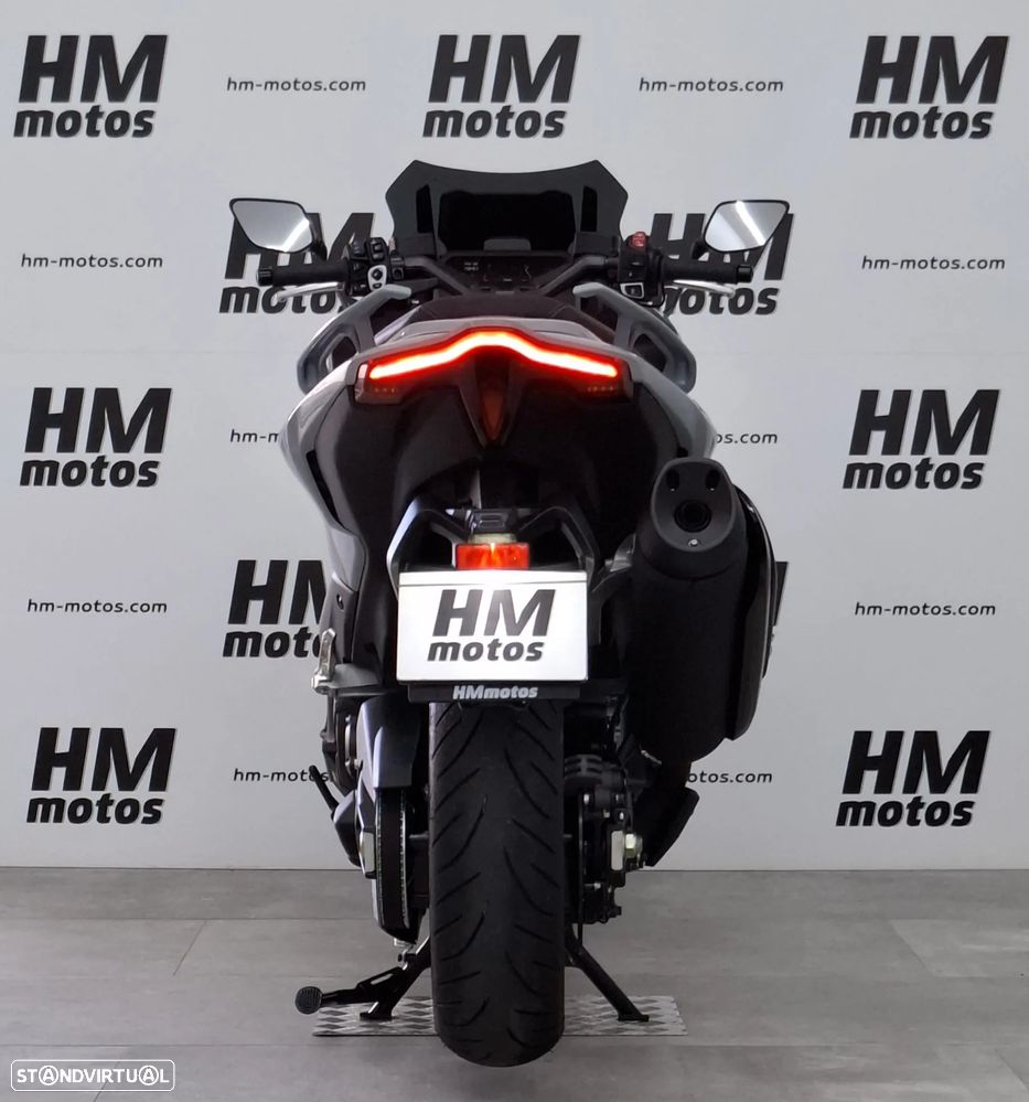 Yamaha TMAX TECH MAX - 6