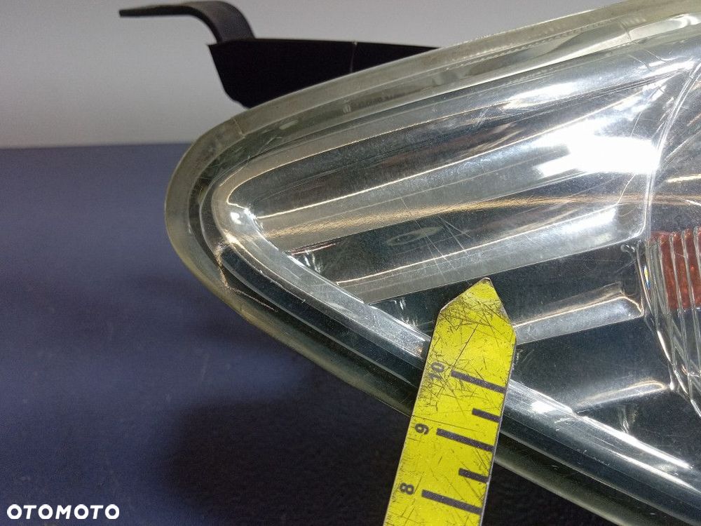 HONDA CIVIC VII ES LIFT SEDAN REFLEKTOR PRAWY LAMPA PRZEDNIA EU - 10