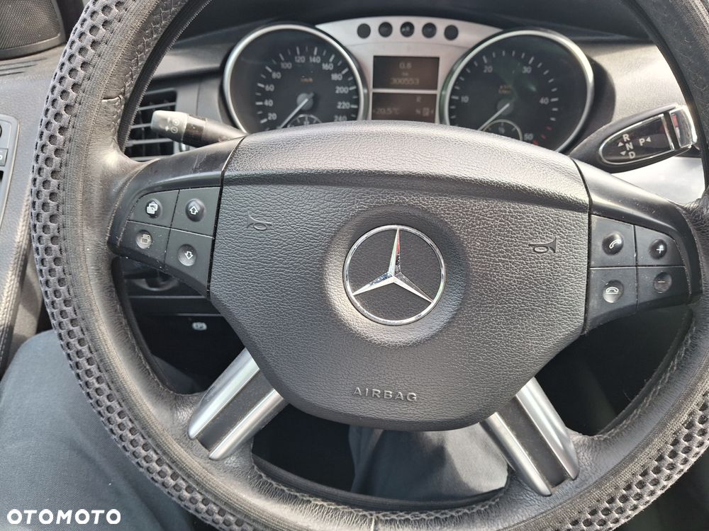 Mercedes-Benz Klasa R 320 CDI 4Matic 7G-TRONIC - 13