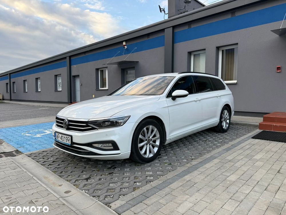 Volkswagen Passat 2.0 TDI SCR DSG Business - 1